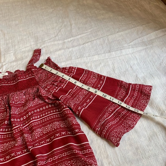 Maurices red top. Off the shoulder with straps. SizeM - Picture 2 of 8